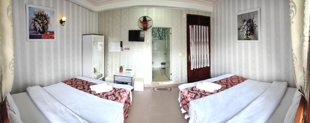 Hoang Uyen Hotel Da Lat Exterior photo